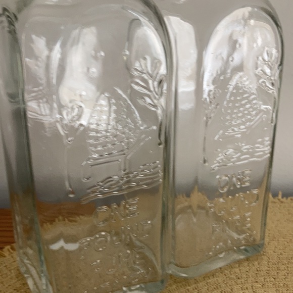 Square Honey Jars - Picture 2 of 11